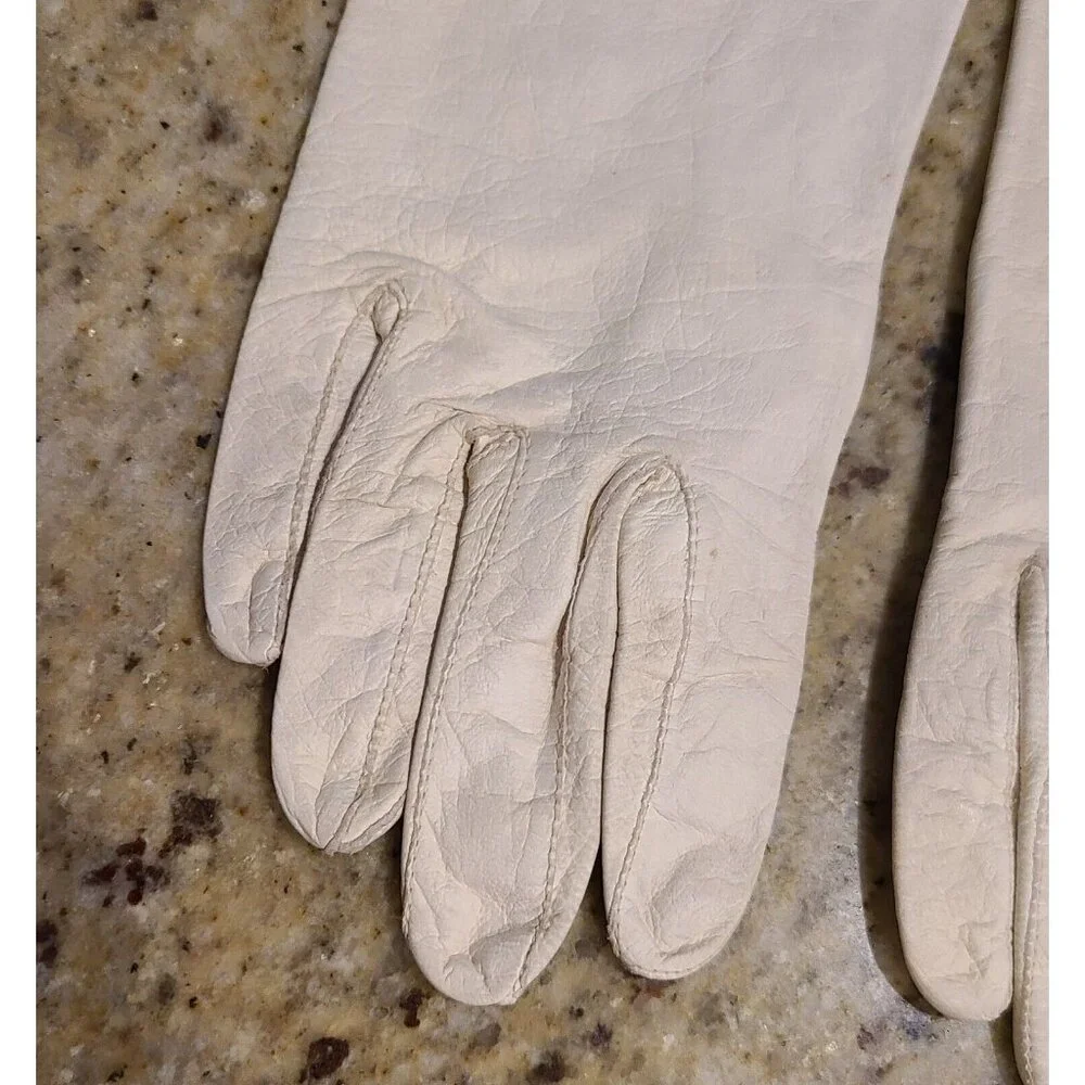 Vintage Girls Size M White Leather Formal 6.5